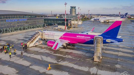 Wizz Air inauguruje loty z Jasionki