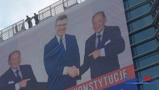 Wybory w Rzeszowie: złośliwa przeróbka plakatu z kandydatem na prezydenta