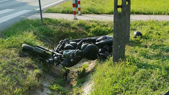 Wypadek na DK19 w Wyżnem. Zderzenie auta z motocyklem [FOTO]