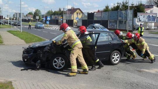 Wypadek na ul. Krakowskiej w Rzeszowie. Zderzenie dwóch aut