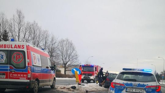 Wypadek na ul. Krakowskiej. Zderzenie dwóch samochodów