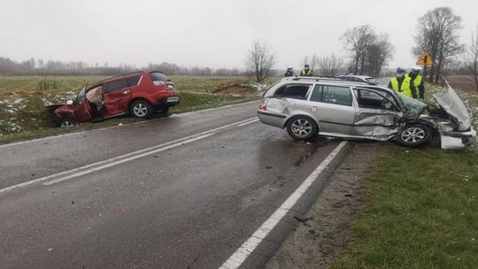 Wypadek w Makowisku. 4 osoby w szpitalu