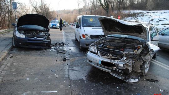 Wypadek w Przemyślu. Trzy osoby w szpitalu