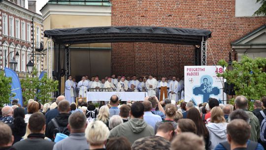 Wyruszyła 48. Rzeszowska Piesza Pielgrzymka na Jasną Górę