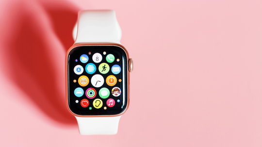 Zanim kupisz smartwatch: kluczowe funkcje, na które musisz zwrócić uwagę