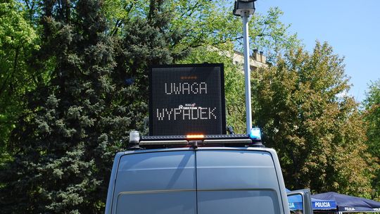 Zderzenie osobowki z autokarem na S19! Gigantyczne utrudnienia w stronę Dębicy