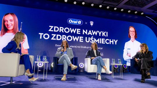 „Zdrowe nawyki to zdrowe uśmiechy” - Iga Świątek w kampanii edukacyjnej Oral-B wspieranej przez PTS Oral-B