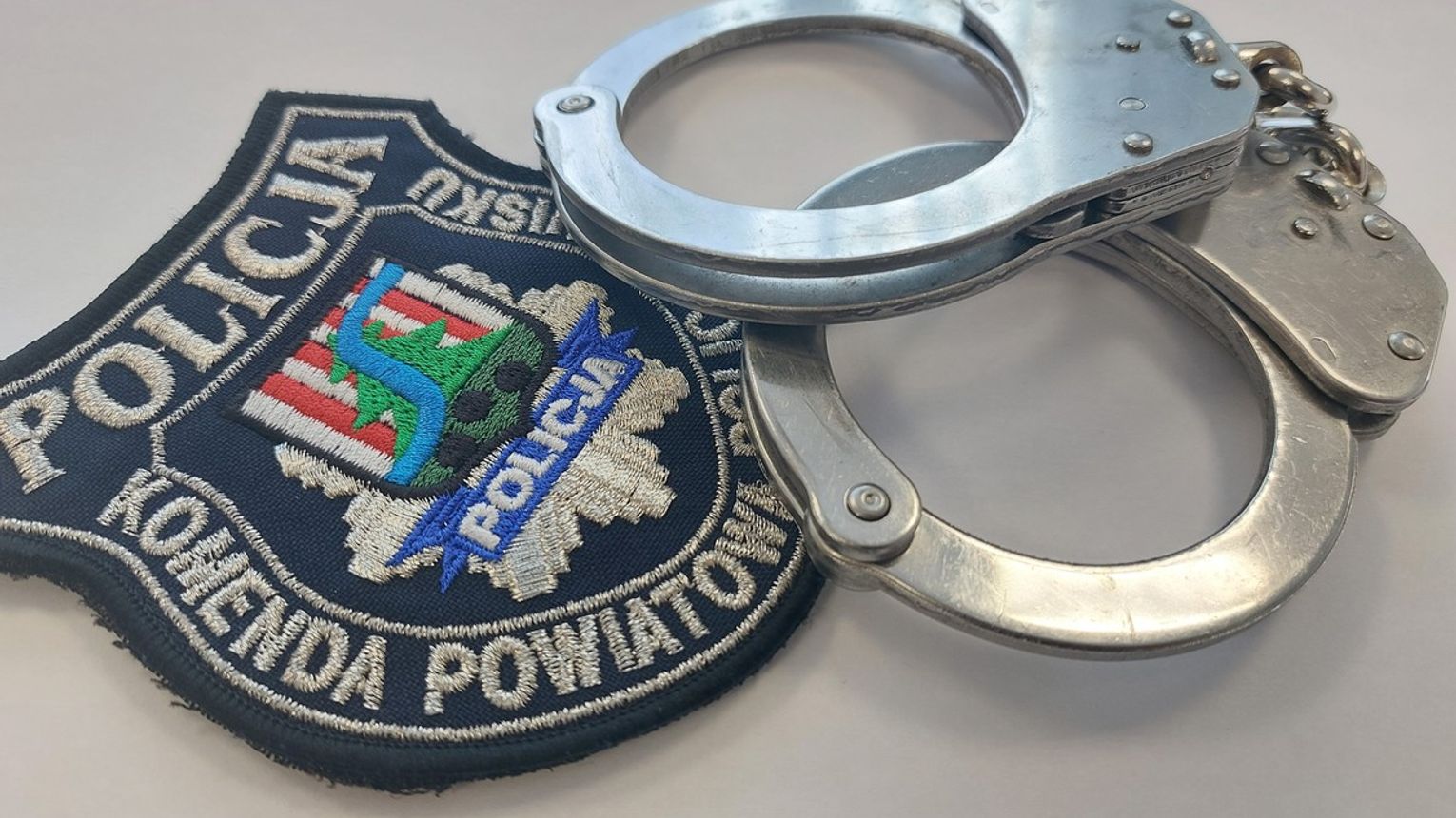 Akcja „Poszukiwany” w Nisku. Cztery osoby, jedna nieudana ucieczka przed prawem