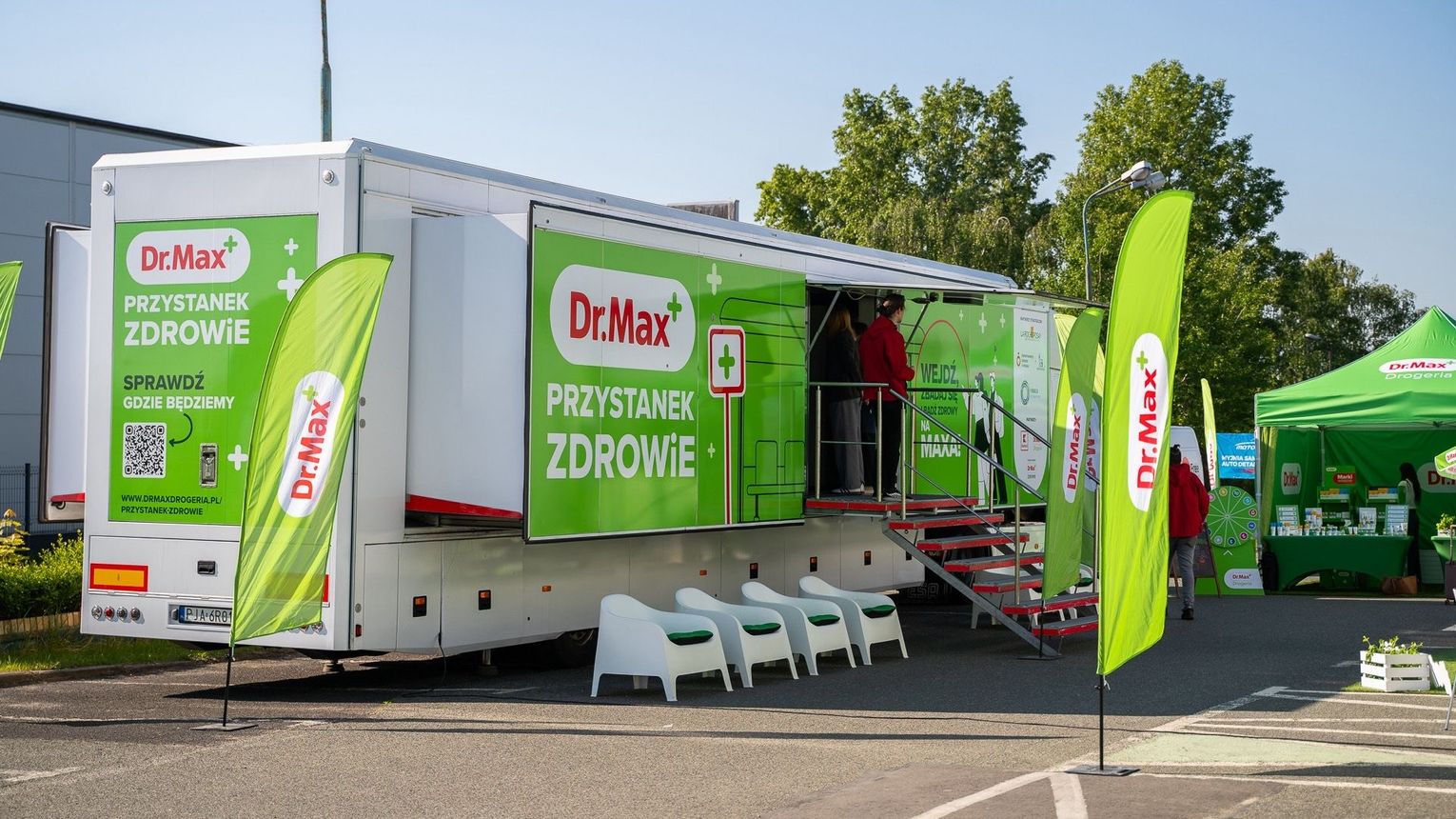 Bezpłatne badania znamion i konsultacje ekspertów. Akcja „Przystanek Zdrowie” Dr. Max zawita do Rzeszowa