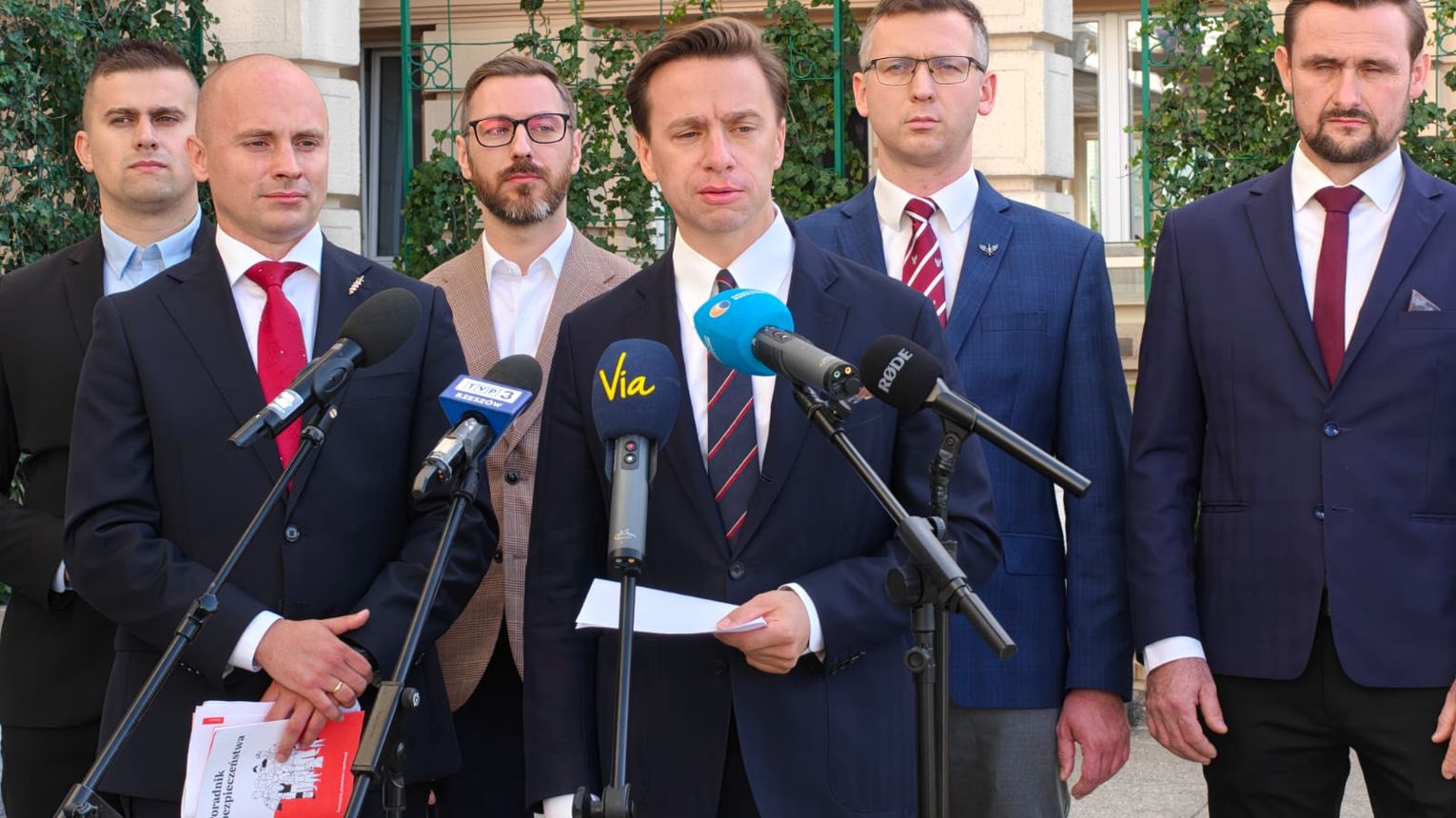 Bosak w Rzeszowie o alertach RCB: "Tak się nie da funkcjonować"