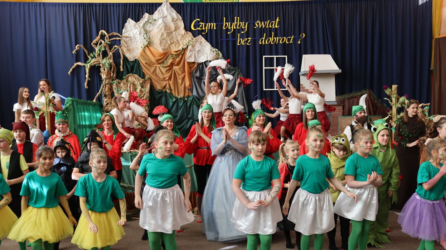 Czym byłby świat bez dobroci? Szkoła w Niedźwiadzie Dolnej w X edycji Ogólnopolskiego Konkursu Artystycznego