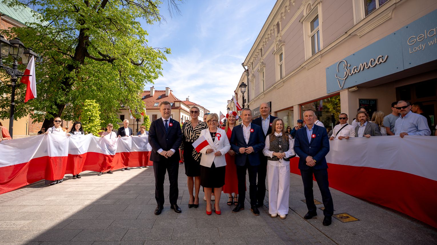 "Flaga to nie gadżet!" Politycy PO mówili w Rzeszowie o symbolach narodowych