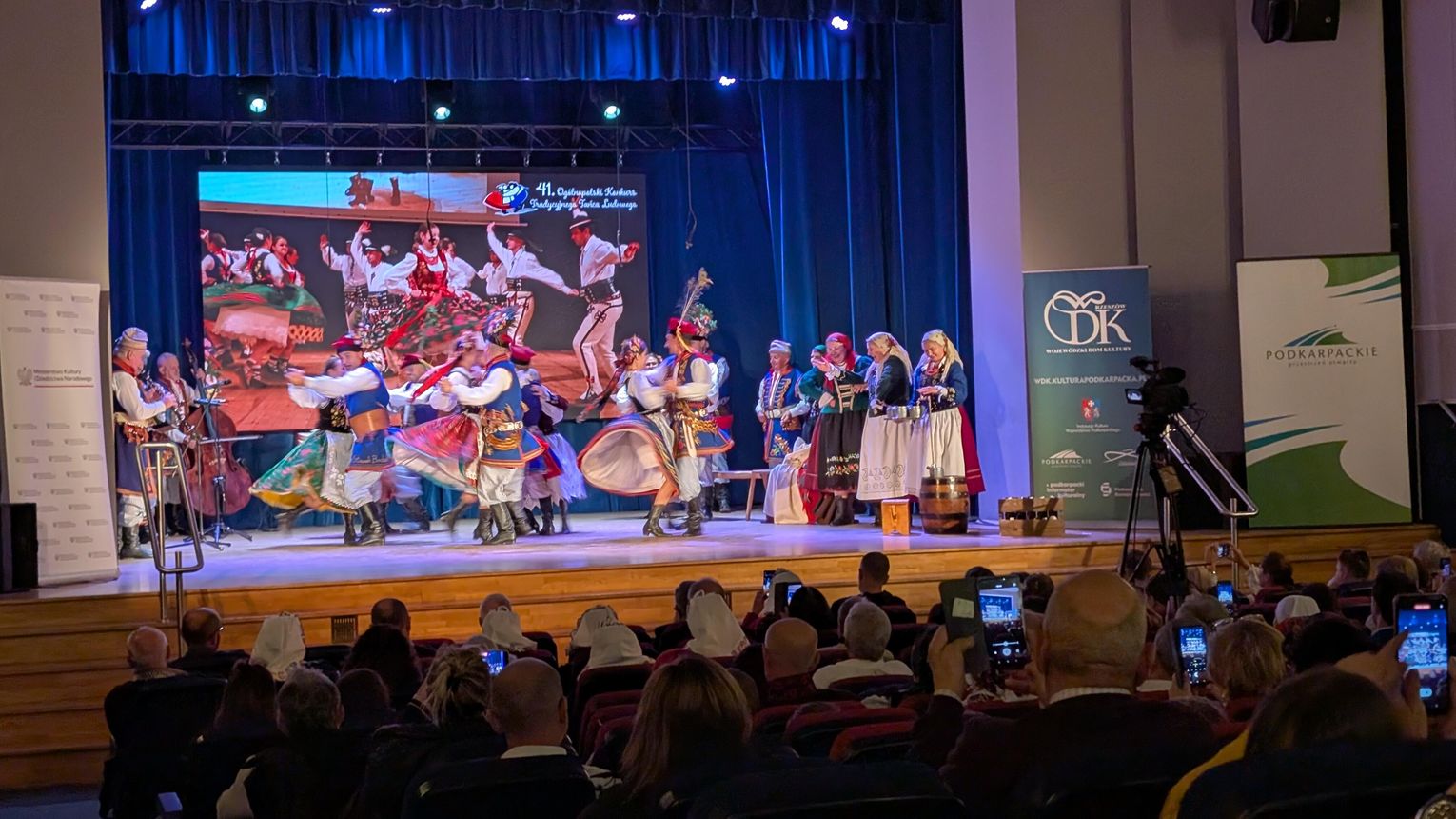 Folklor z pokolenia na pokolenie – reportaż z 41. Konkursu Tradycyjnego Tańca Ludowego w Trzcianie