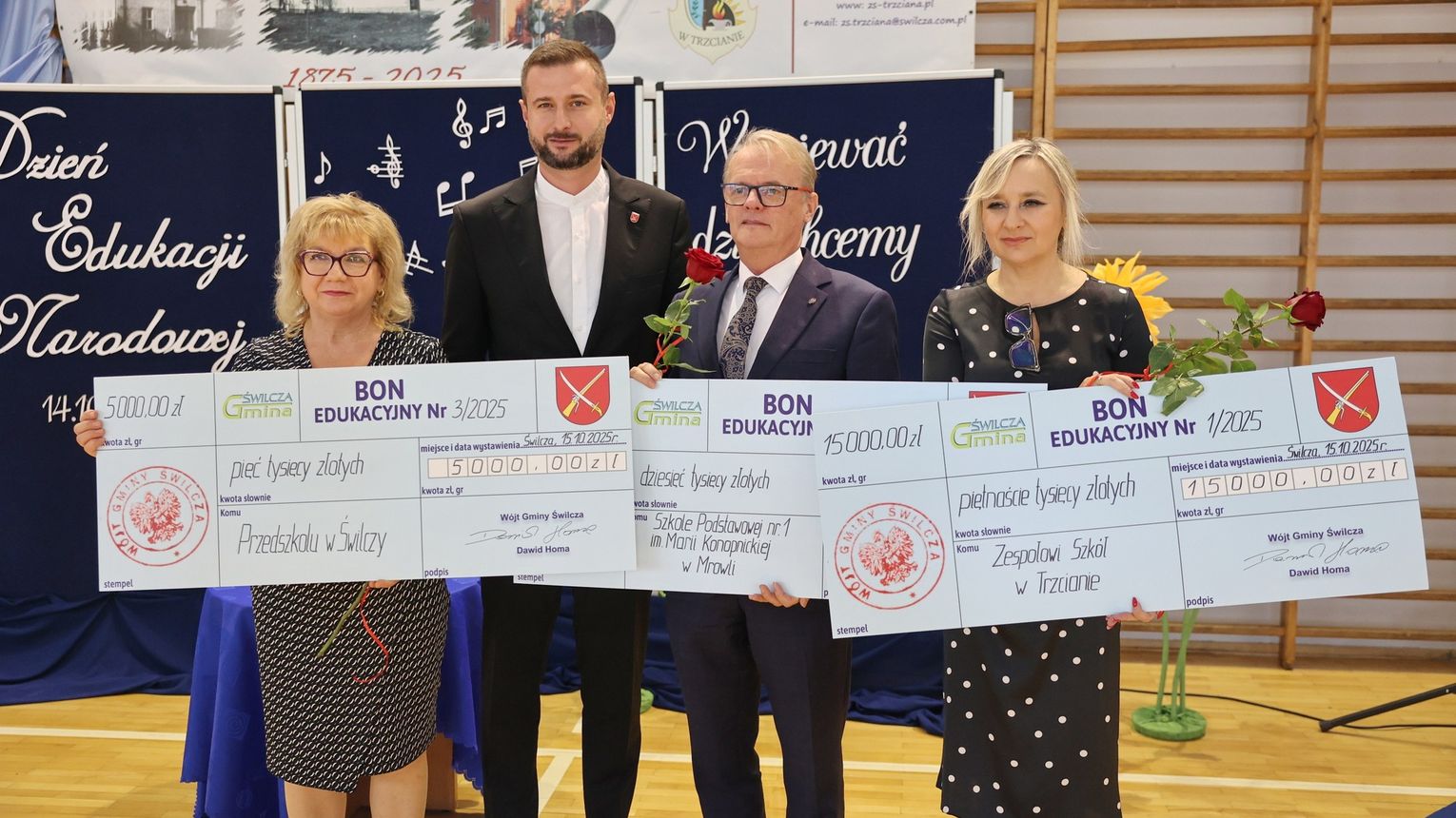 Gminne Obchody Dnia Edukacji Narodowej w Świlczy. Wyróżnienia, podziękowania i gratulacje dla nauczycieli