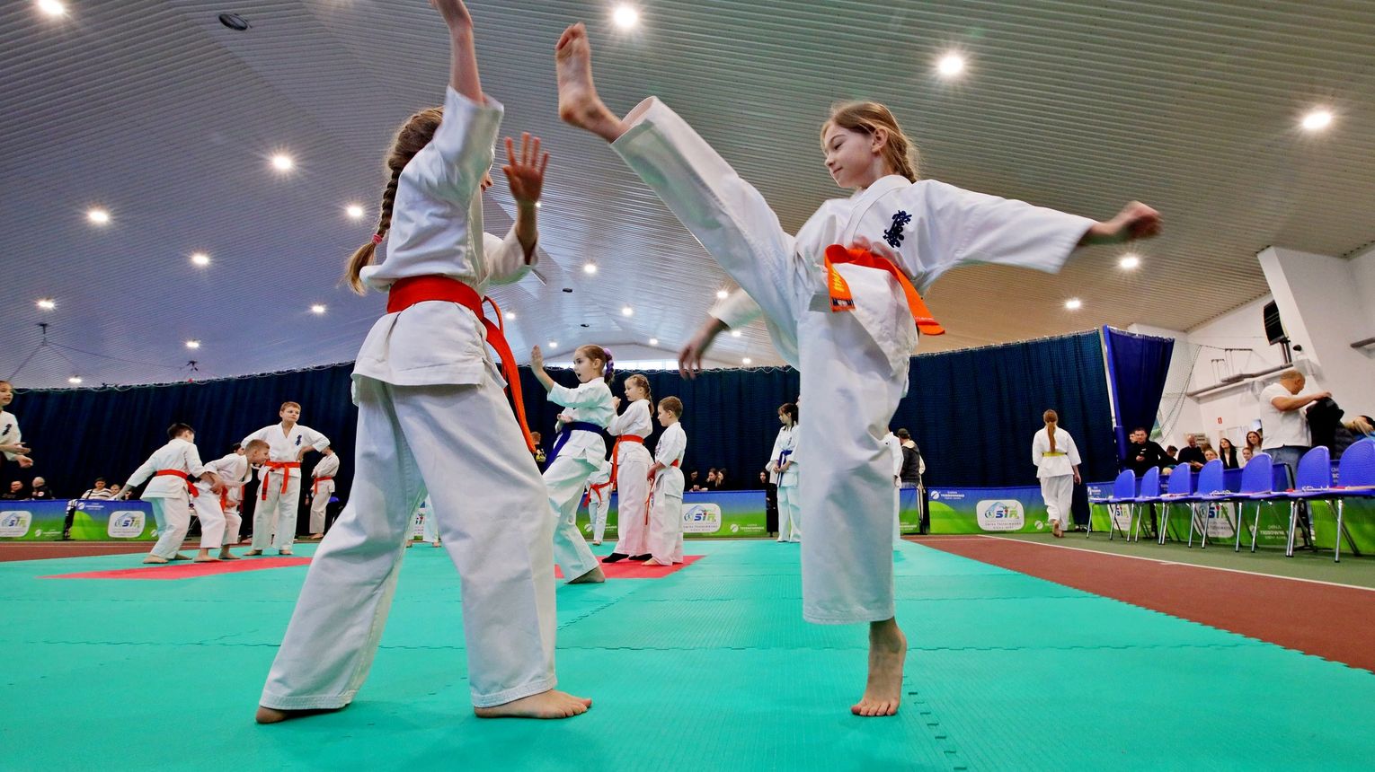 Nowa Wieś rozpoczęła cykl Podkarpackiej Ligi Karate. 170 młodych wojowników na macie