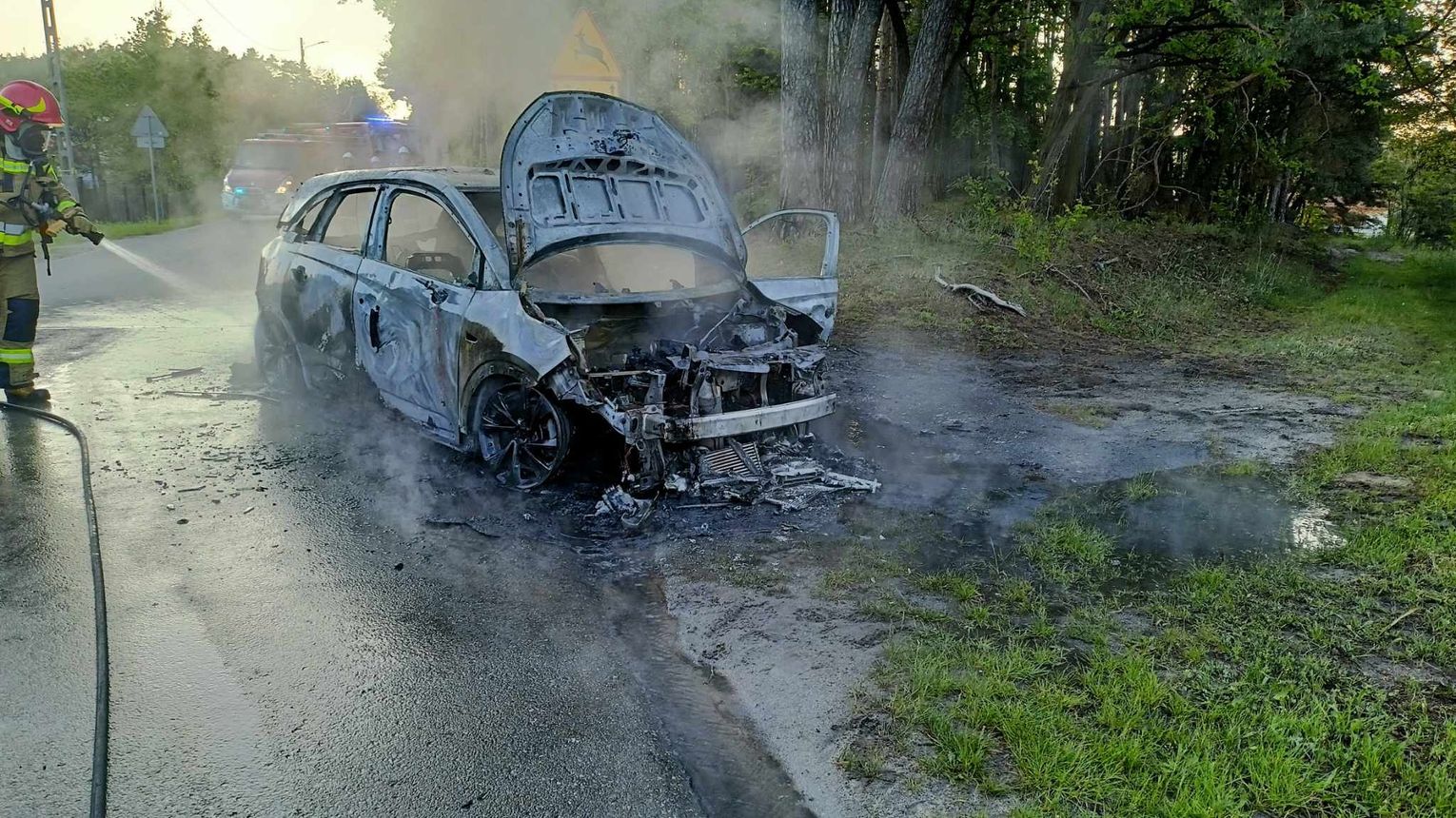 Poranny pożar samochodu w Smolarzynach