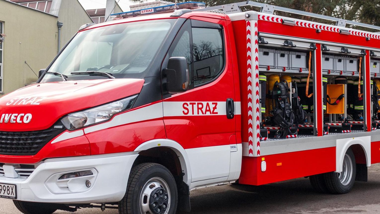 Pożar ciężarówki na drodze wojewódzkiej nr 867 do Sieniawy. Ruch wstrzymany