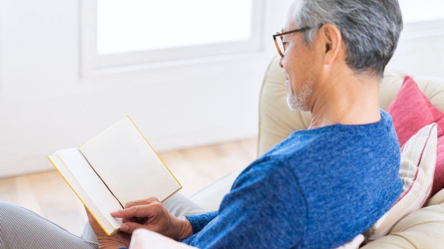 Prezbiopia - co to jest i jak sobie z nią radzić?