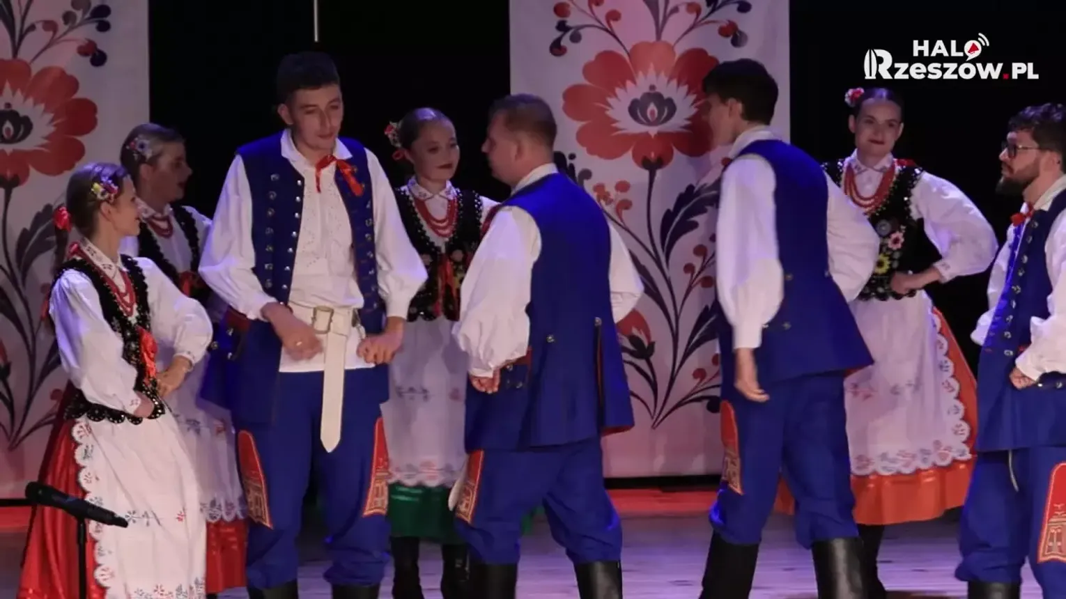 Tradycja rzeszowska rozkwita w Świlczy. Dziecięca grupa zespołu „Pułanie” w nowych strojach