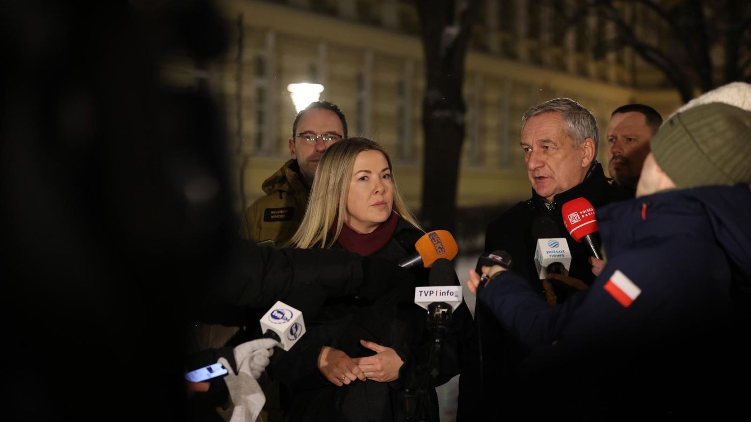 Trudne warunki pogodowe w kraju, w środę rano kolejne posiedzenie sztabu kryzysowego