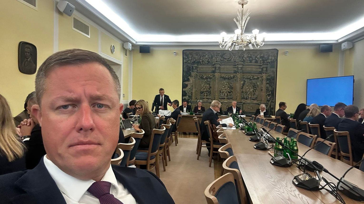 Ustawa okołobudżetowa na Komisji Finansów. Połuboczek: "To przykład kreatywnej księgowości"