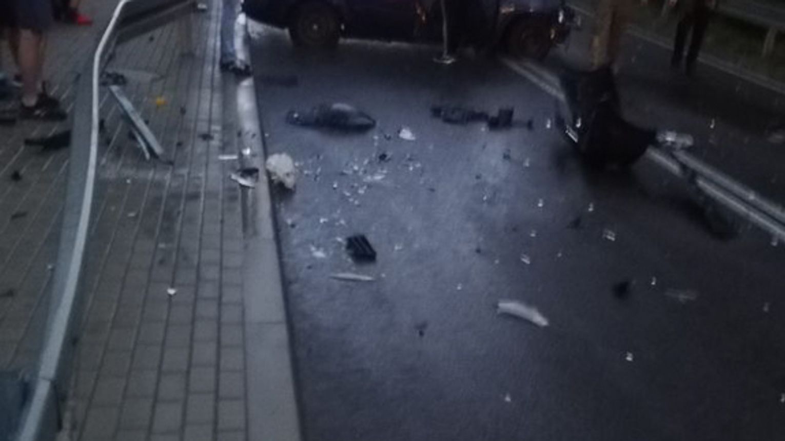 Wypadek na A4 w Łukawcu. Kierowca uderzył w bariery podczas ataku padaczki