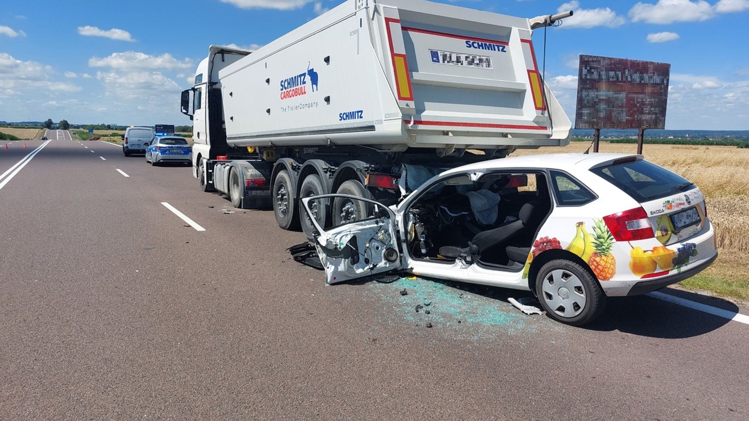 Wypadek w Kosinie na DK94. Kierowca osobówki trafił do szpitala