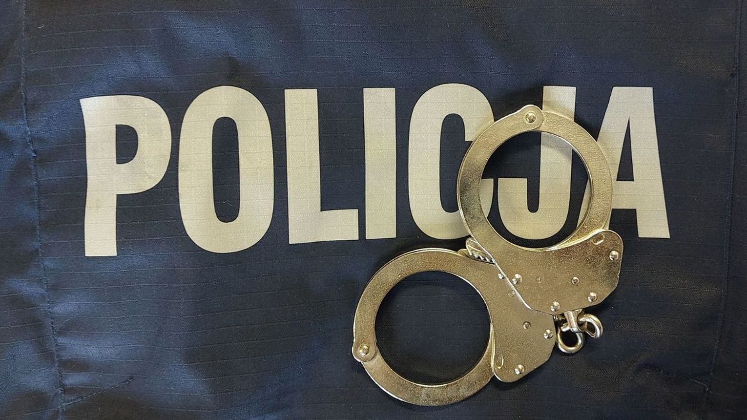 Zatrzymanie przy dworcu w Rzeszowie. Trzech mężczyzn z narkotykami na ul. Batorego