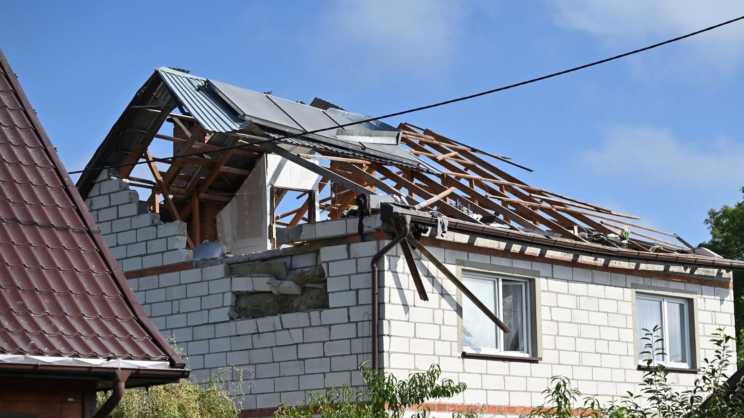 Zbiórka na odbudowę domu po ataku drona w Wyrykach-Woli. Zobacz ile już wpłacono?
