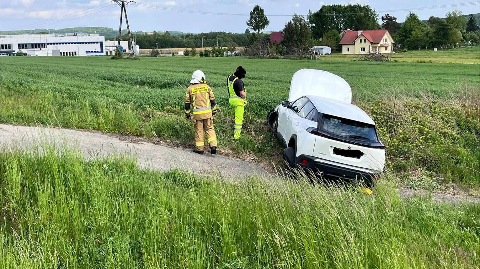 Zderzenie osobówki z ciężarówką w Sędziszowie Małopolskim