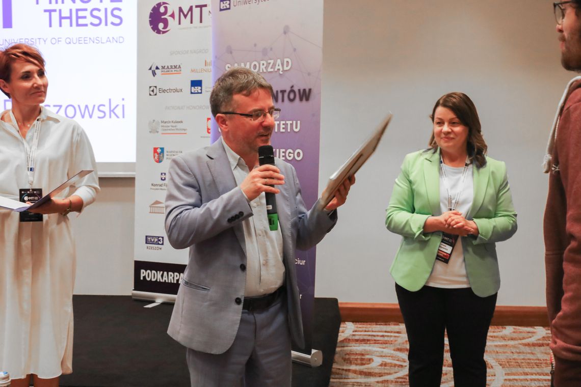 180 sekund, które zachwyciły publiczność. Poznaliśmy zwycięzców pierwszej podkarpackiej edycji Three Minute Thesis® 180 sekund, które zachwyciły publiczność. Poznaliśmy zwycięzców pierwszej podkarpackiej edycji Three Minute Thesis®