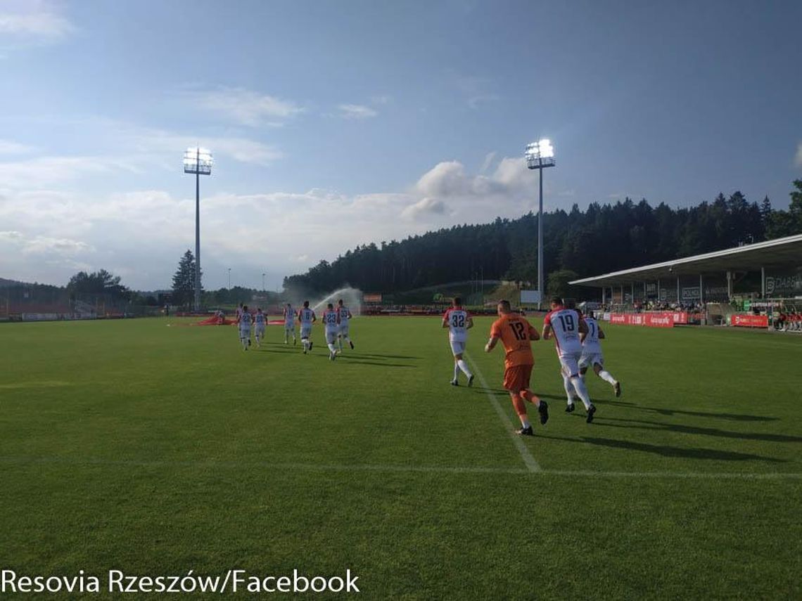 2. liga: Apklan Resovia awansuje do finałów o 1. ligę. W meczu barażowym pokonuje Bytovię Bytów