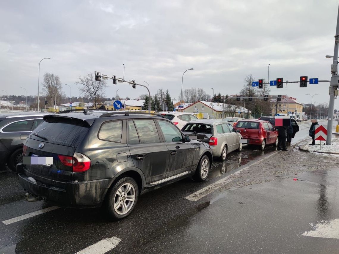 20-letnia świeżo upieczona kierowczyni BMW spowodowała kolizję w Rzeszowie