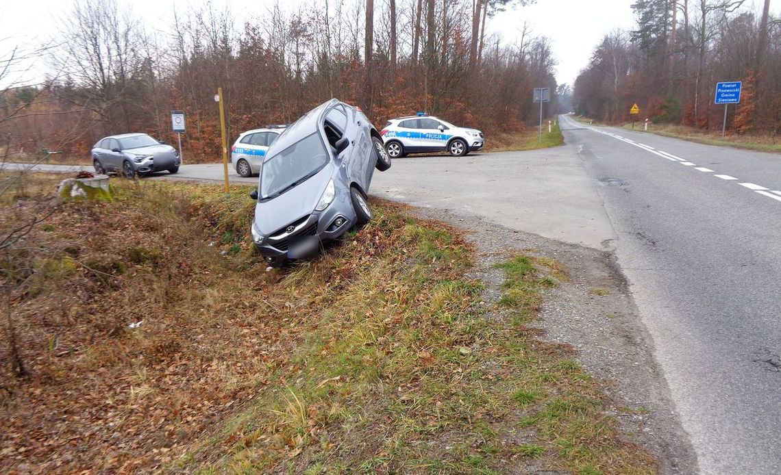 55-latek był tak pijany, że wjechał do rowu