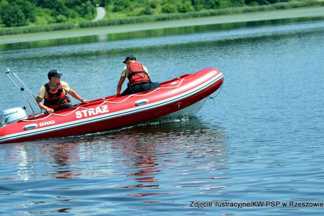 Akcja ratunkowa na Żwirowni w Rzeszowie. Reanimowano mężczyznę