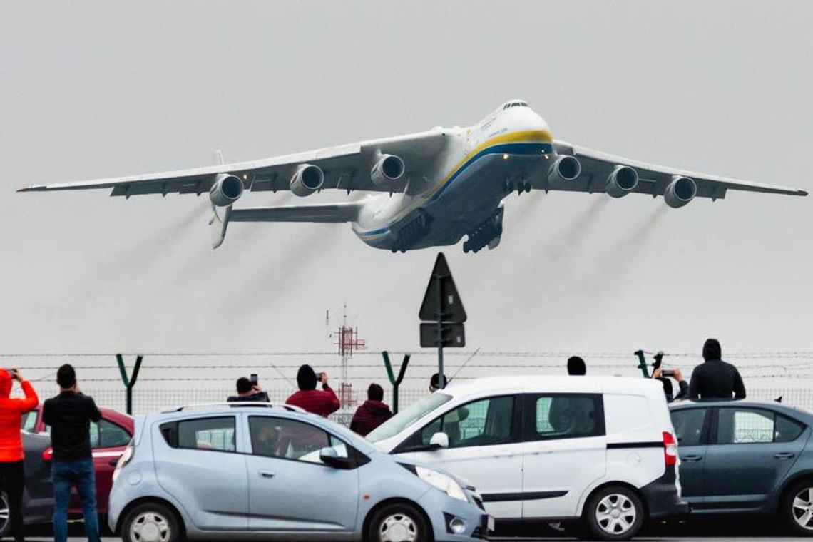 Antonow AN-225 "Mrija" odleciał z lotniska Rzeszów-Jasionka