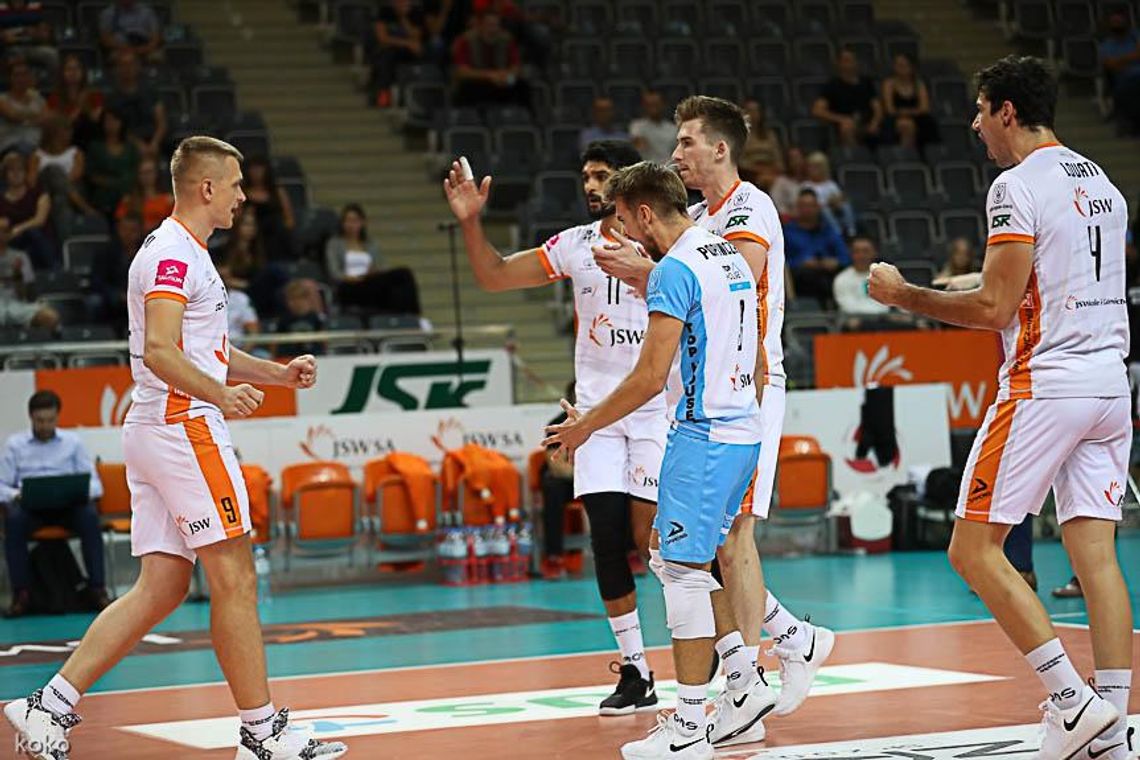 Asseco Resovia pokonana 3:0. Jastrzębianie pokazali moc, szczególnie w zagrywce