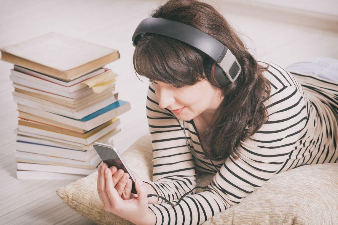 Audiobooki – dlaczego warto ich słuchać