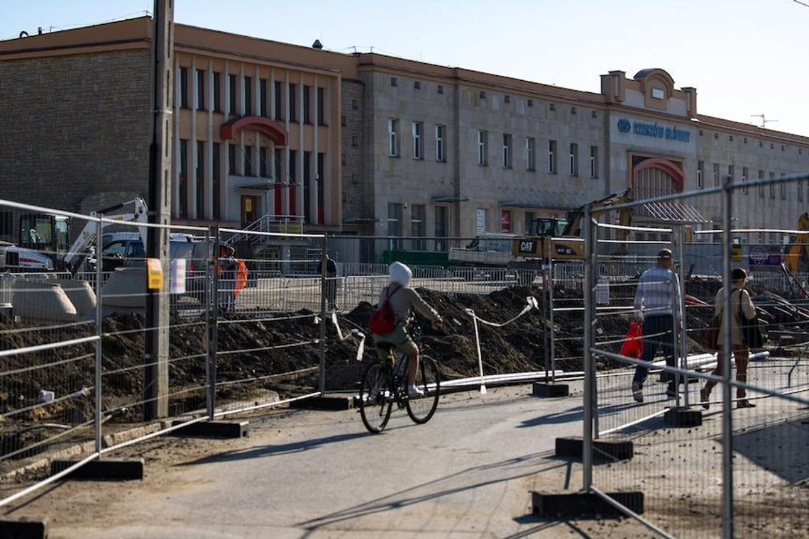 Budowa Rzeszowskiego Centrum Komunikacyjnego. Prace na ul. Grottgera przedłużone