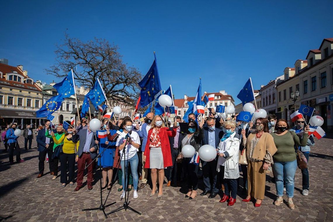 Co Konrad Fijołek sądzi o UE? Dzień Europy w Rzeszowie