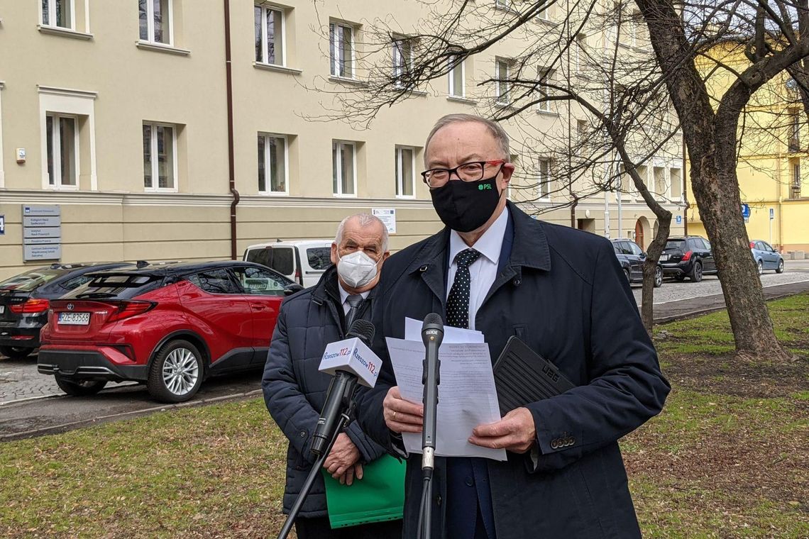 Czy mieszkańcy Przysietnicy odzyskają pieniądze? Konferencja M. Kasprzaka