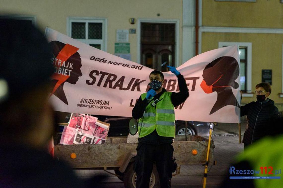 Czy radny może protestować?