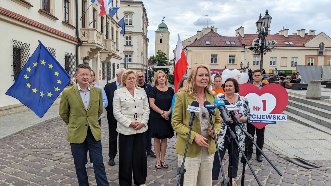 Czy zielony ład szkodzi? Co z suwerennością Polski w UE? Politycy KO o unijnych mitach