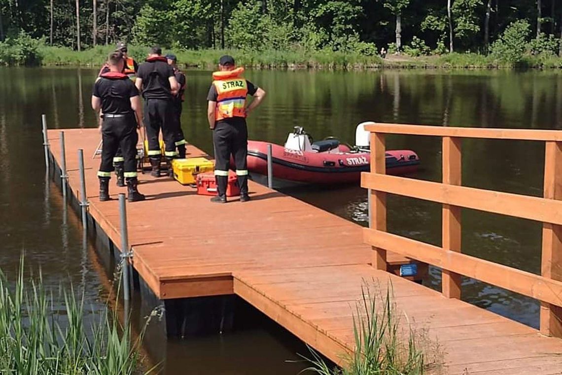 Dachowanie Audi i poszukiwania ciała w jeziorze! Głogów Młp.