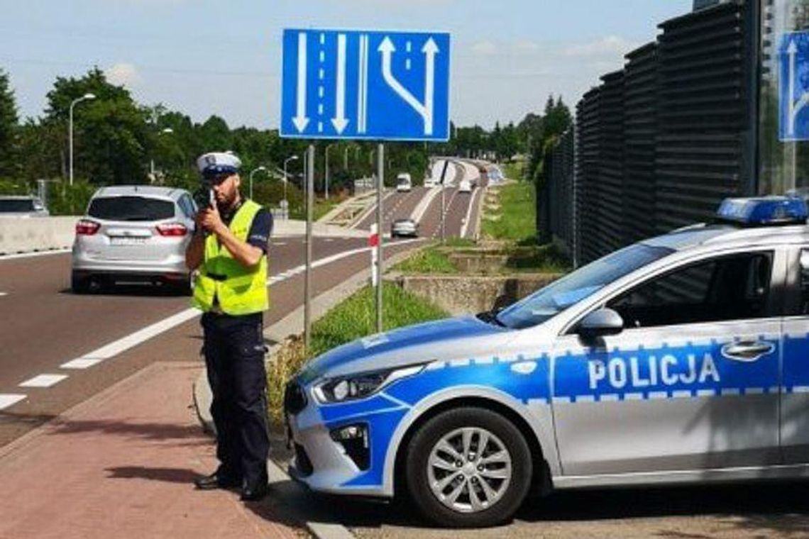 Długi weekend na podkarpaciu. Na drogach więcej policji