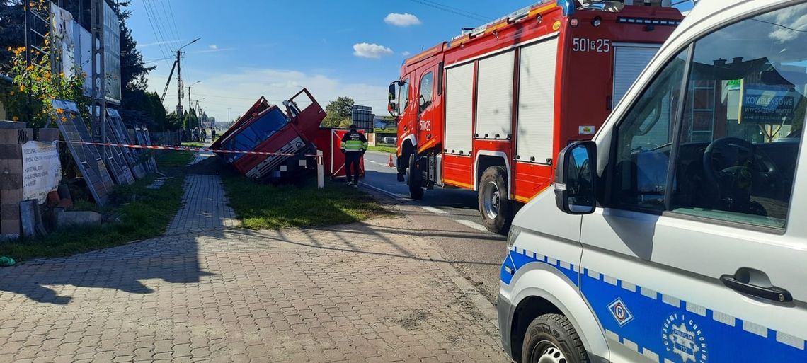 Dramat na Podkarpaciu! 19-letnia kobieta zginęła pod kołami ciężarówki