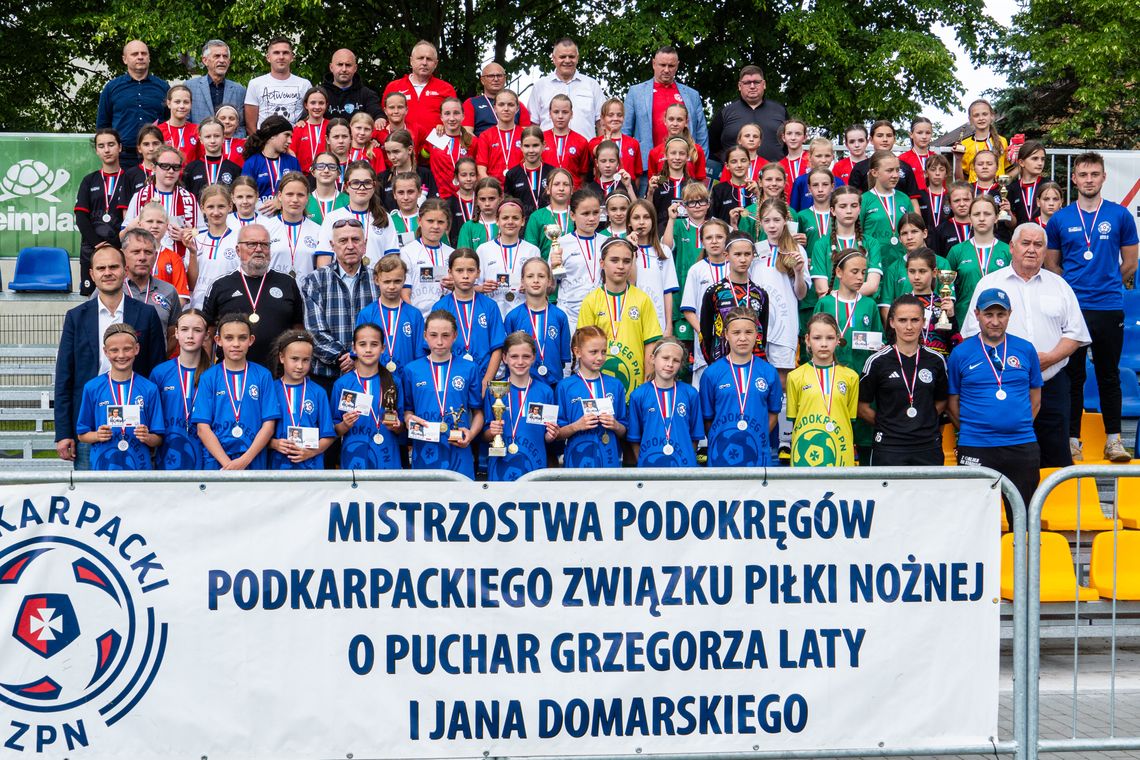 Dziewczynki z Podokręgu Rzeszów Mistrzyniami Turnieju o Puchar Grzegorza Laty i Jana Domarskiego!