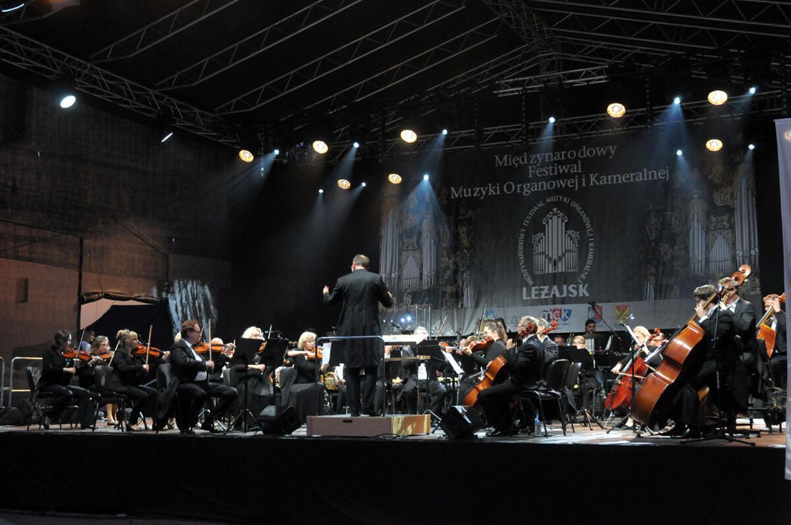 Dźwięki, które otulają duszę. Trwa XXXIV Międzynarodowy Festiwal Muzyki Organowej i Kameralnej w Leżajsku
