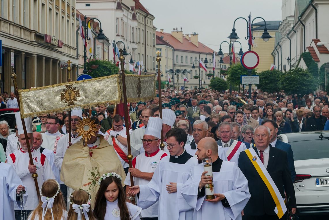 Eucharystia - źródło życia. Uroczystość Najświętszego Ciała i Krwi Chrystusa w Rzeszowie.