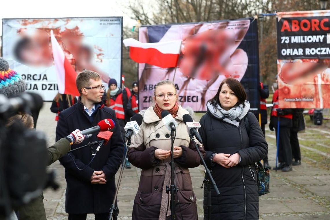 Fundacja Życie i Rodzina złożyła w Sejmie podpisy pod projektem noweli ustawy antyaborcyjnej